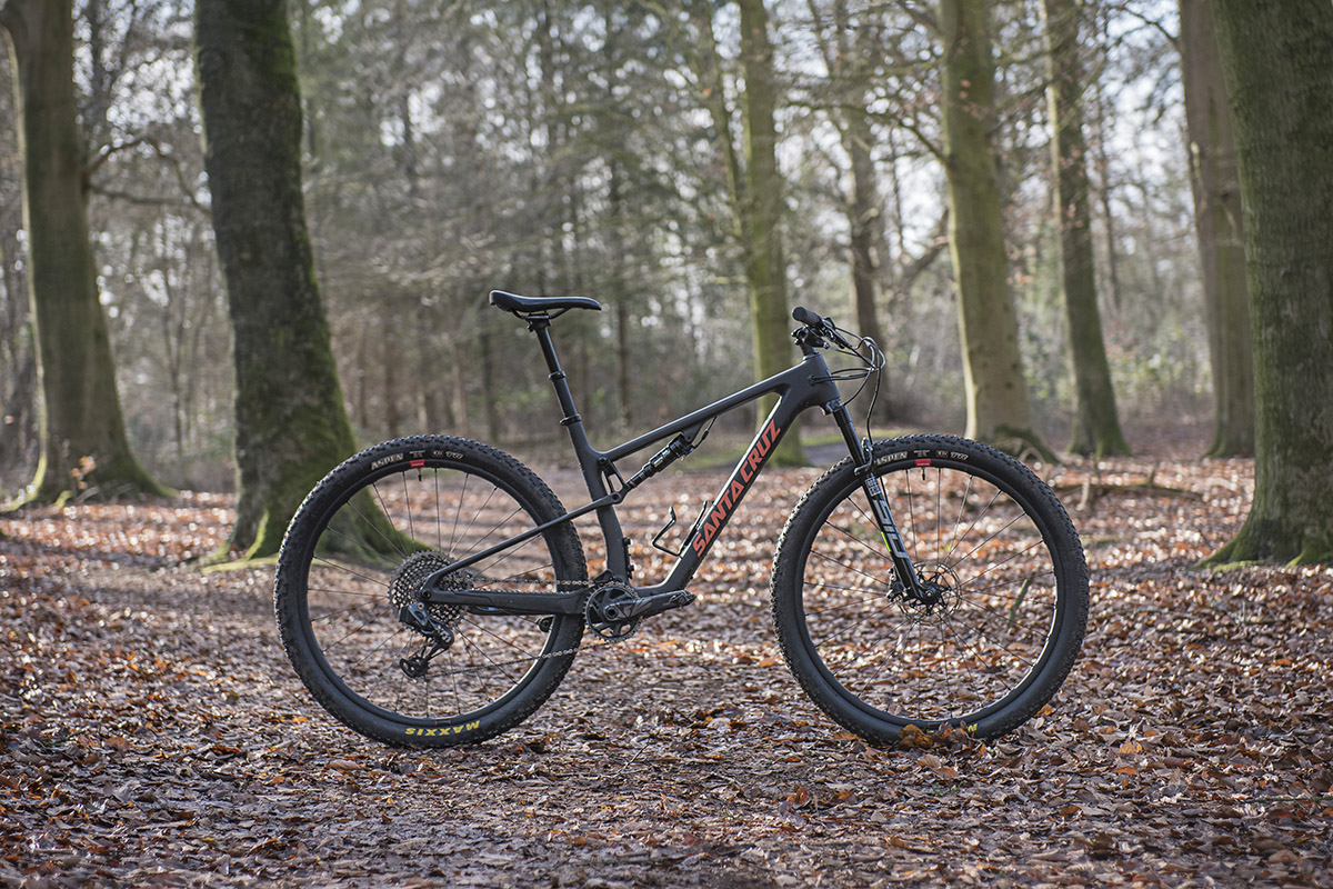 Test Santa Cruz Blur CC 2022 crosscountry fullsuspension Velozine