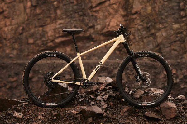 Rose Bonero trailhardtail