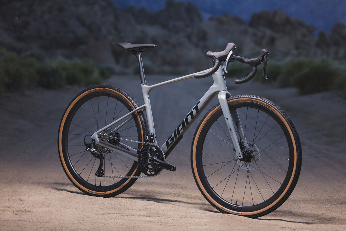 Giant Revolt Advanced Pro gravelbike 2025