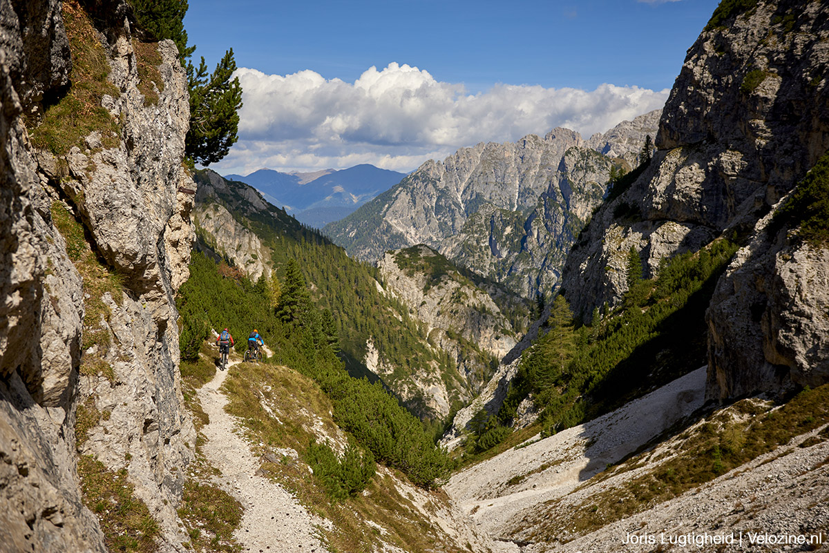 Plätzwiese-ronde in en rond het Pustertal